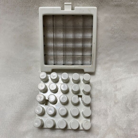 Prepworks by Progressive Vegetable Cutter with 2 Interchangeable Cutting Blades - Picture 6 of 10